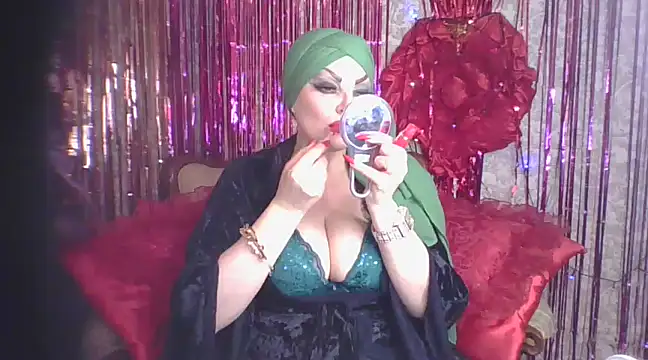 Snapshot of Izabella_gold chatting on 14, 3, 2025 Izabella gold online show from 14, 3, 2025