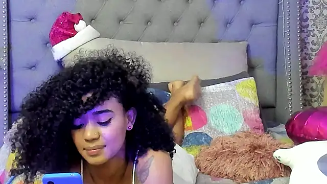 Snapshot of evafoxs chatting on 5, 1, 2025 evafoxs online show from 5, 1, 2025