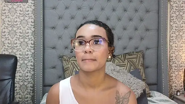 Snapshot of evafoxs chatting on 21, 3, 2025 evafoxs online show from 21, 3, 2025