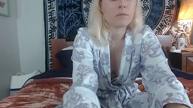 Snapshot of Cutikatxoxo chatting on 27, 12, 2024 Cutikatxoxo online show from 27, 12, 2024