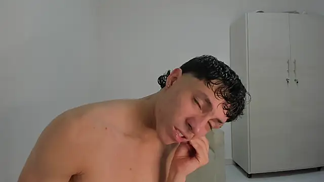 enzo sloran online show from 20, 2, 2026