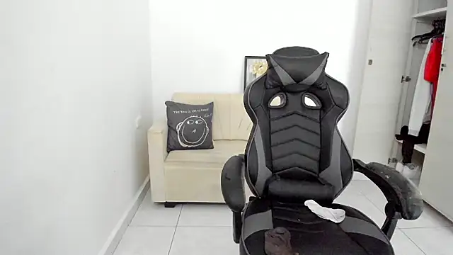 enzo sloran online show from 12, 4, 2026