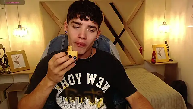 AlejooTwink online show from 21, 3, 2025