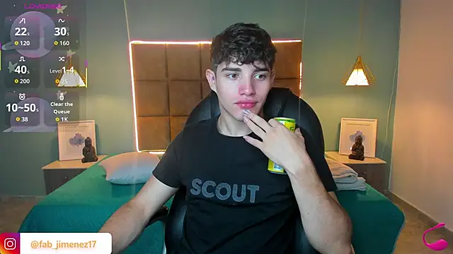 AlejooTwink online show from 13, 9, 2025