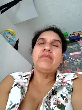 Snapshot of siri_duque chatting on 3, 2, 2025 siri duque online show from 3, 2, 2025