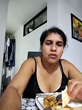 Snapshot of siri_duque chatting on 12, 2, 2025 siri duque online show from 12, 2, 2025