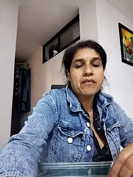 Snapshot of siri_duque chatting on 17, 2, 2025 siri duque online show from 17, 2, 2025