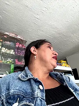 Snapshot of siri_duque chatting on 4, 10, 2025 siri duque online show from 4, 10, 2025