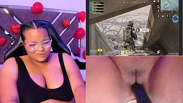 Snapshot of MhiaRey chatting on 8, 2, 2025 MhiaRey online show from 8, 2, 2025