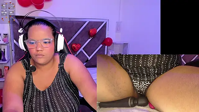 Snapshot of MhiaRey chatting on 5, 3, 2025 MhiaRey online show from 5, 3, 2025