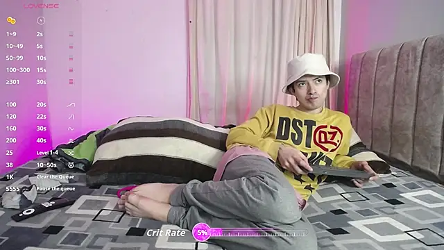 Snapshot of Yellowpokemon23 chatting on 17, 9, 2025 Yellowpokemon23 online show from 17, 9, 2025