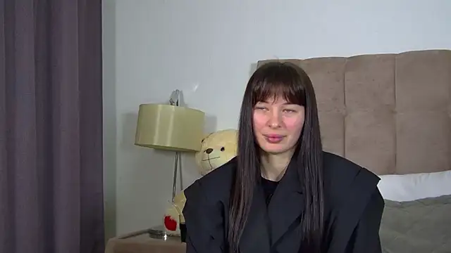 AlexandraBloom online show from 18, 2, 2026