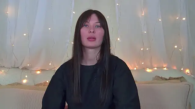 AlexandraBloom online show from 25, 2, 2026