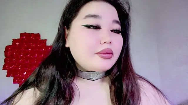 amina moonlightt online show from 18, 2, 2025