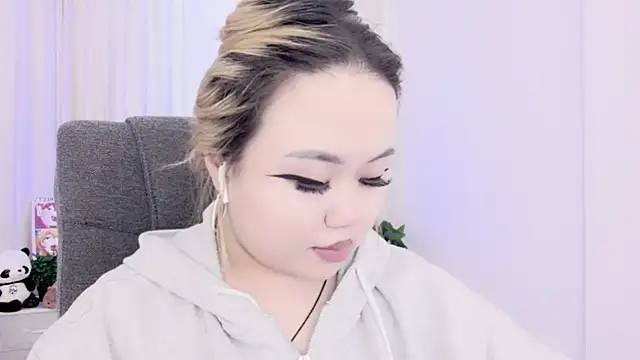 amelia sunlight online show from 19, 3, 2025