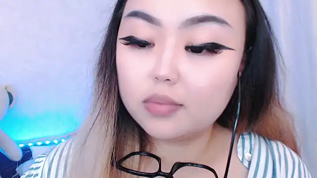 Snapshot of amelia_sunlight chatting on 9, 6, 2026 amelia sunlight online show from 9, 6, 2026