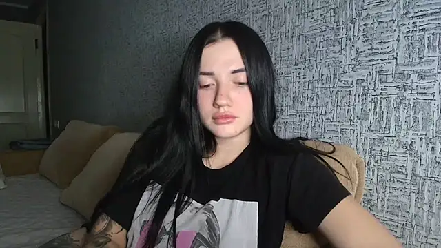 Liana diva online show from 15, 1, 2026