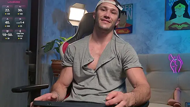 Snapshot of AxelFairchaild chatting on 8, 2, 2026 AxelFairchaild online show from 8, 2, 2026