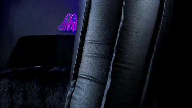 DelaneyStone online show from 17, 12, 2025