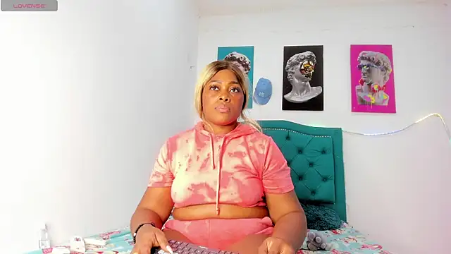 Snapshot of Lilybaudinx96 chatting on 17, 2, 2026 Lilybaudinx96 online show from 17, 2, 2026