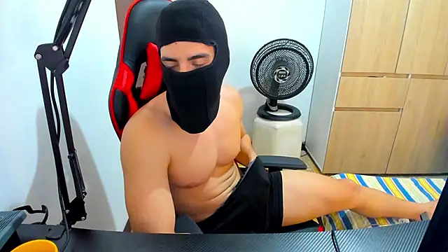 Calihotcaliente277 online show from 10, 1, 2025