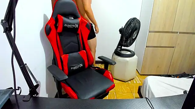 Calihotcaliente277 online show from 30, 1, 2025