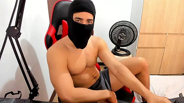 Calihotcaliente277 online show from 13, 3, 2025