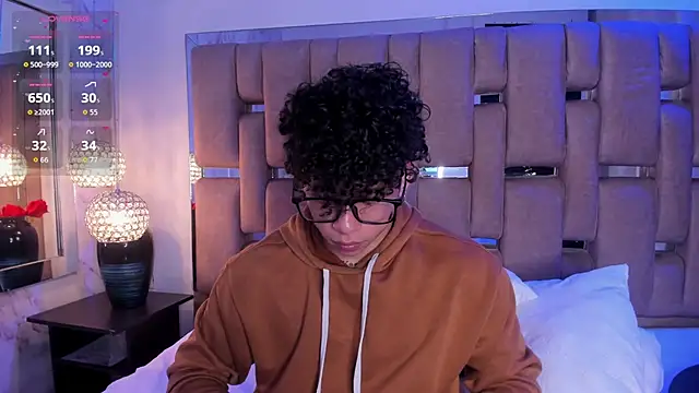 AkazaBoy  online show from 23, 11, 2025