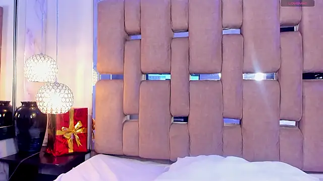 AkazaBoy  online show from 25, 2, 2026