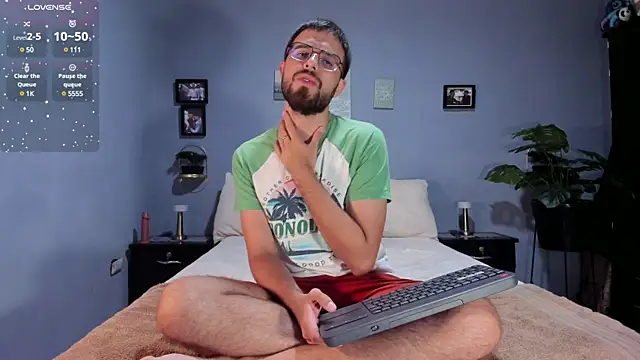 Snapshot of ETHAN_ADAM chatting on 18, 2, 2025 ETHAN ADAM online show from 18, 2, 2025