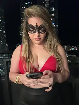 Snapshot of famous_indian_girl chatting on 21, 6, 2026 famous indian girl online show from 21, 6, 2026