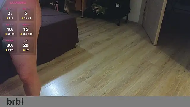 Snapshot of Space_X_Roxy_ chatting on 26, 2, 2025 Space X Roxy online show from 26, 2, 2025