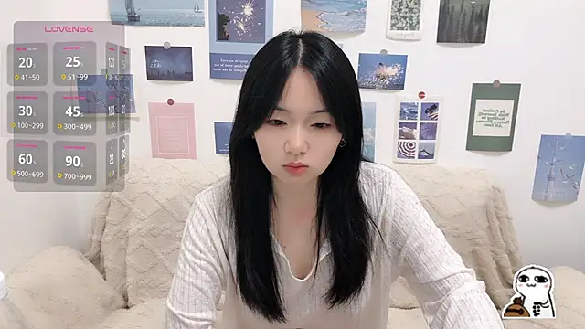 Snapshot of LiLiYbaby chatting on 7, 10, 2025 LiLiYbaby online show from 7, 10, 2025