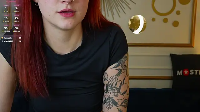 Snapshot of Magnetic_Mia_ chatting on 20, 12, 2024 Magnetic Mia online show from 20, 12, 2024