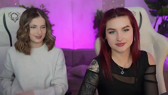 Snapshot of Magnetic_Mia_ chatting on 12, 3, 2025 Magnetic Mia online show from 12, 3, 2025