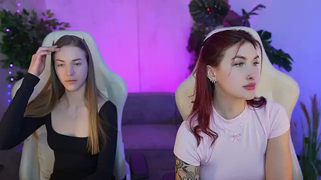 Snapshot of Magnetic_Mia_ chatting on 20, 3, 2025 Magnetic Mia online show from 20, 3, 2025