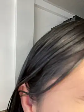 floriamANDjazmin online show from 12, 4, 2026