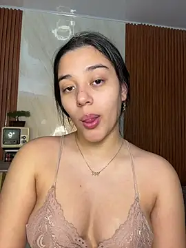 Snapshot of floriamANDjazmin chatting on 18, 7, 2026 floriamANDjazmin online show from 18, 7, 2026