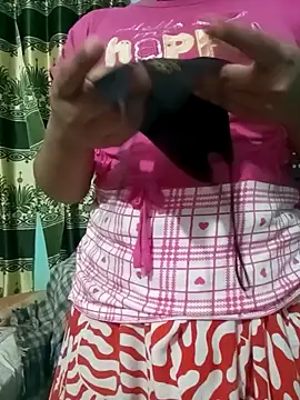 Snapshot of Sumi-roy chatting on 26, 4, 2026 Sumi-roy online show from 26, 4, 2026