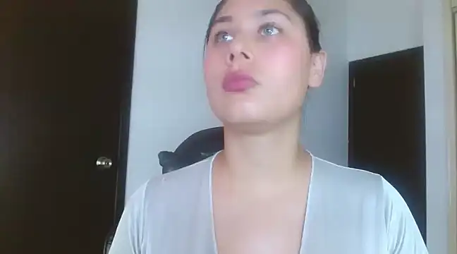 Snapshot of pamela_fox03 chatting on 8, 3, 2025 pamela fox03 online show from 8, 3, 2025
