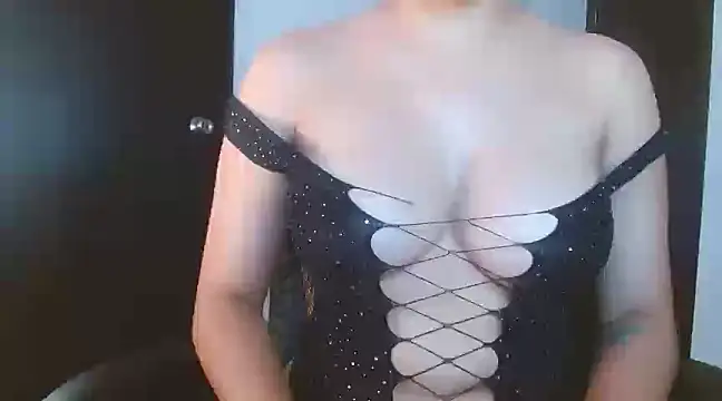 Snapshot of pamela_fox03 chatting on 9, 3, 2025 pamela fox03 online show from 9, 3, 2025