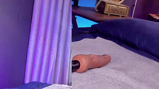 Snapshot of Natasha_Rave_ chatting on 11, 9, 2025 Natasha Rave online show from 11, 9, 2025