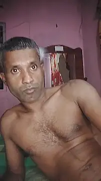 Snapshot of touldad chatting on 14, 12, 2025 touldad online show from 14, 12, 2025