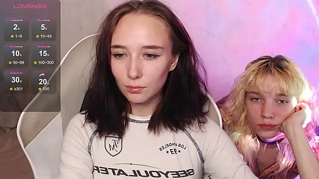 Snapshot of Robin_yourss chatting on 18, 9, 2025 Robin yourss online show from 18, 9, 2025