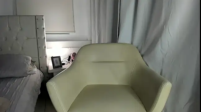 Snapshot of Gabycutee chatting on 12, 2, 2025 Gabycutee online show from 12, 2, 2025