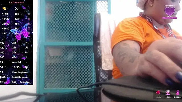 Snapshot of Gabycutee chatting on 9, 10, 2025 Gabycutee online show from 9, 10, 2025