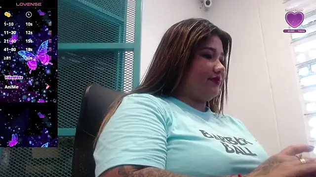 Snapshot of Gabycutee chatting on 12, 10, 2025 Gabycutee online show from 12, 10, 2025