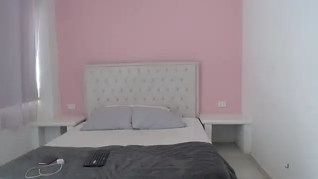 Snapshot of Gabycutee chatting on 19, 12, 2025 Gabycutee online show from 19, 12, 2025