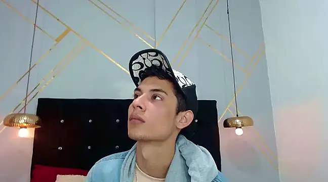Oliver king sex online show from 10, 2, 2025