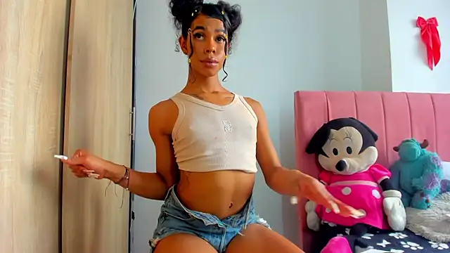 bloom444 online show from 19, 12, 2024